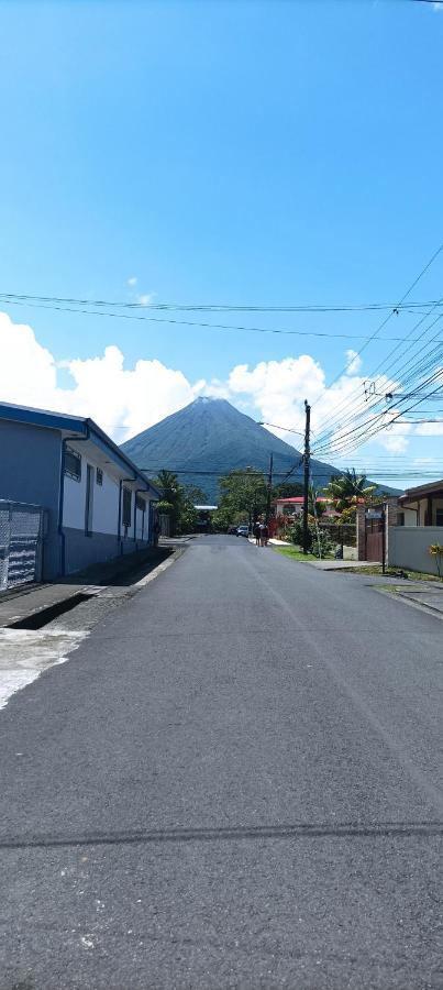 Tico Bed & Breakfast La Fortuna Extérieur photo