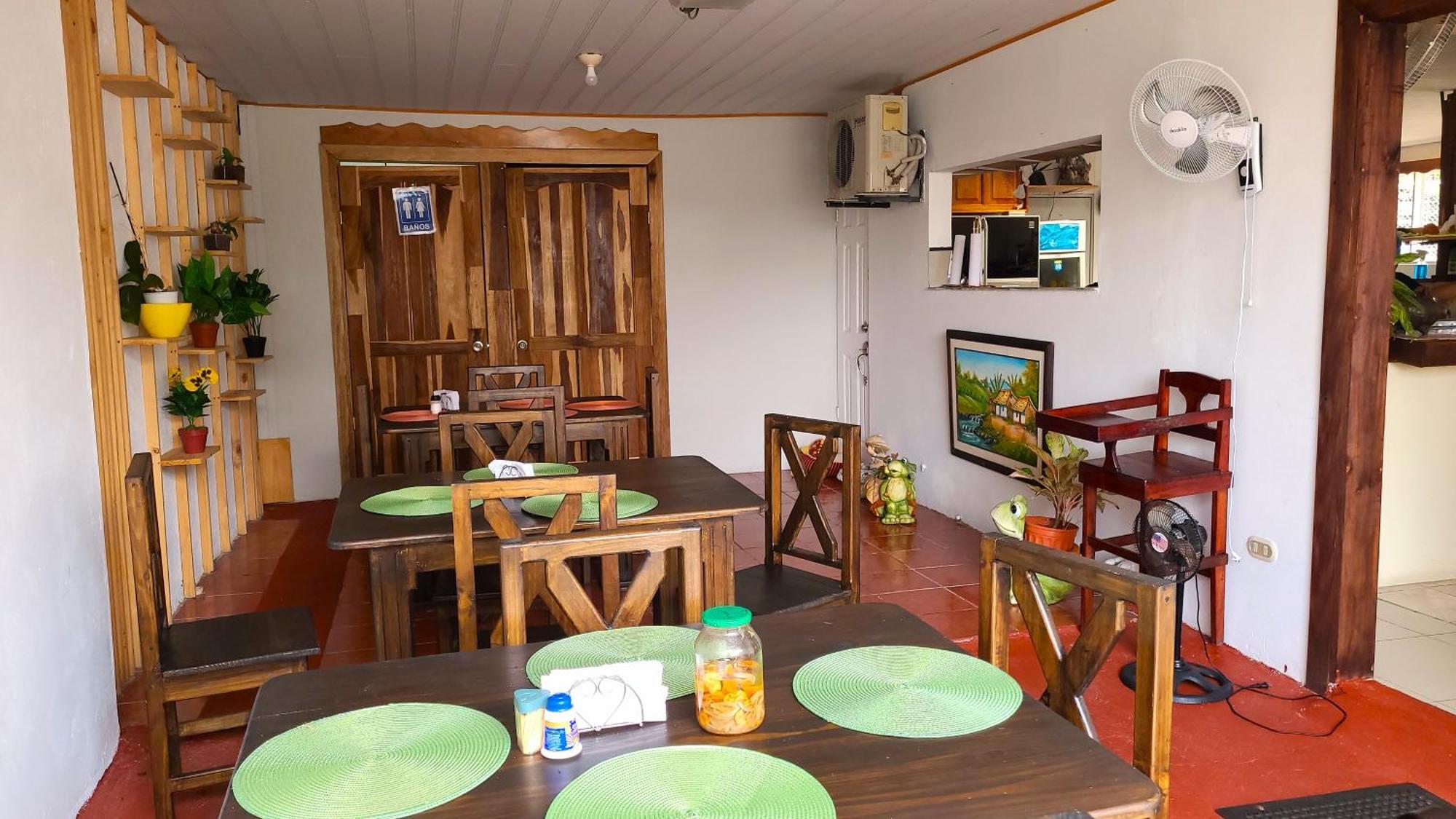 Tico Bed & Breakfast La Fortuna Extérieur photo