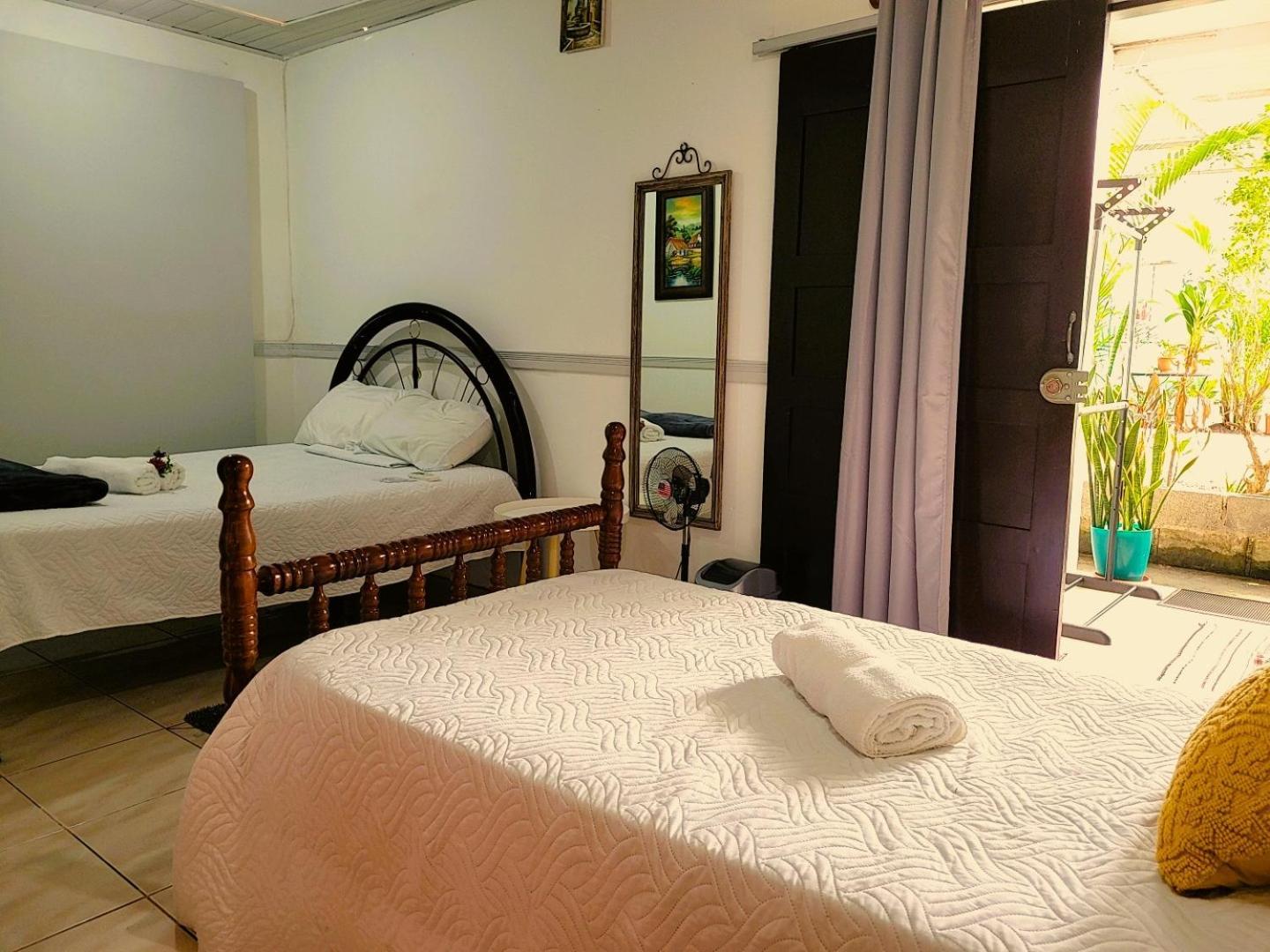 Tico Bed & Breakfast La Fortuna Extérieur photo