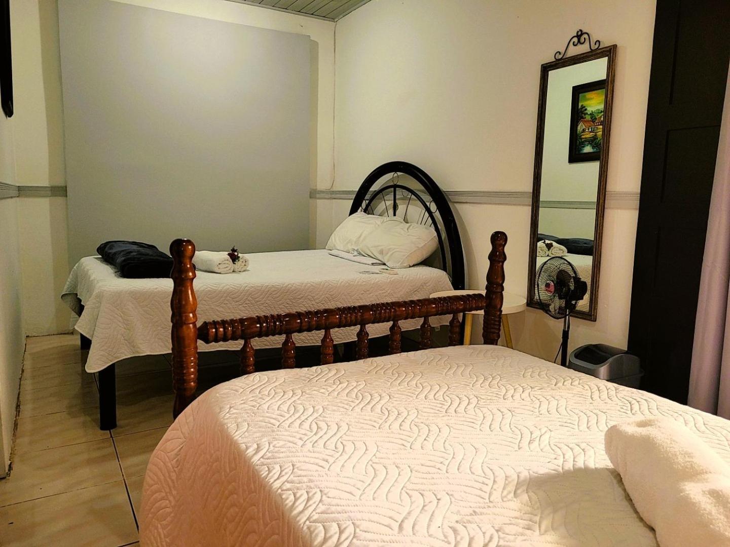 Tico Bed & Breakfast La Fortuna Extérieur photo